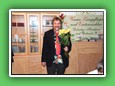 Was hat Gerhard wohl mit den Blumen vor!